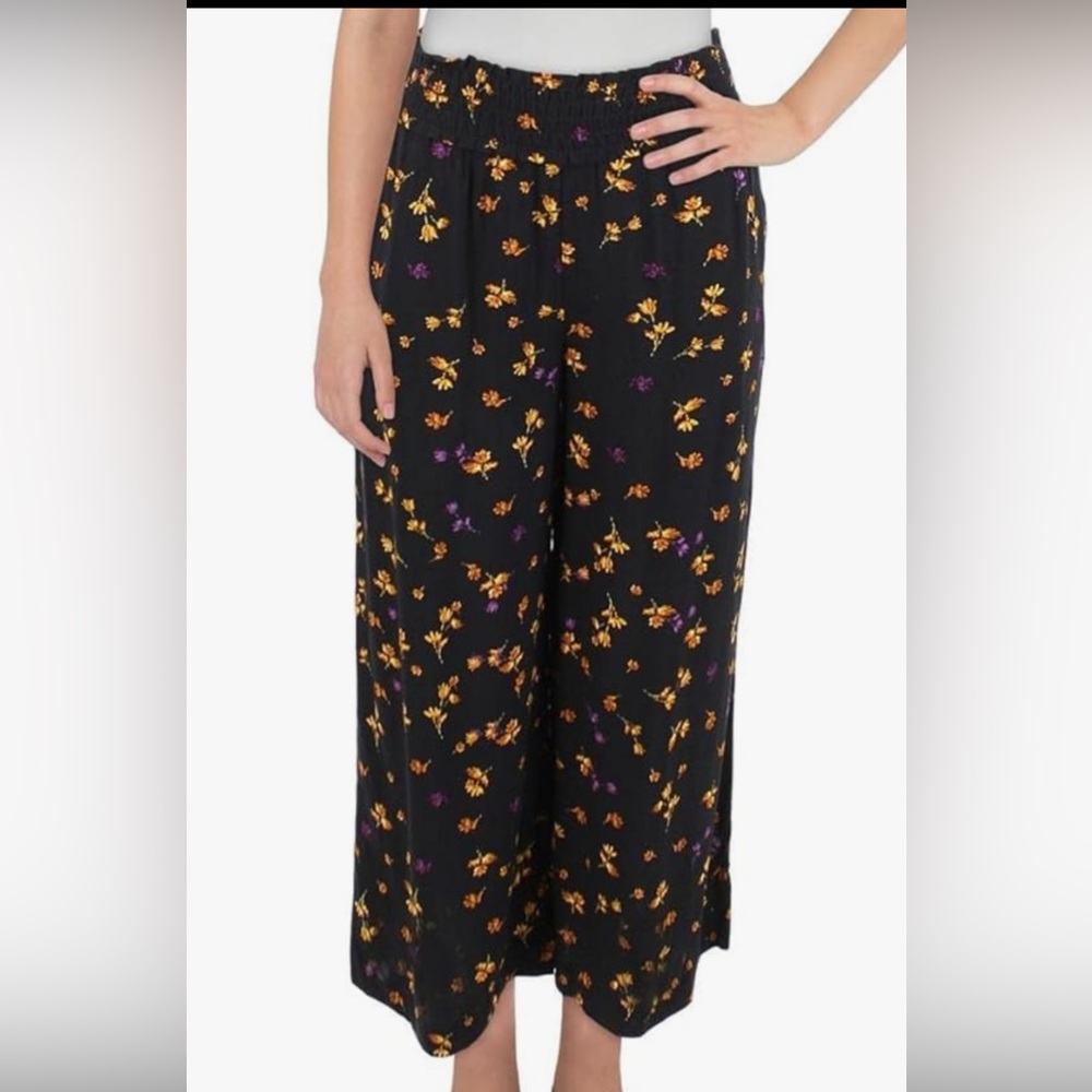 🦋Jessica Simpson Women's Senna Smock Pull on Wide
Cropped Pant🦋
